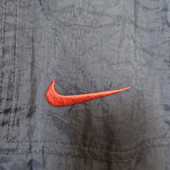 Vintage Oversized Nike Windbreaker Rain Resistant Jacket Size Medium - Picture 3 of 11